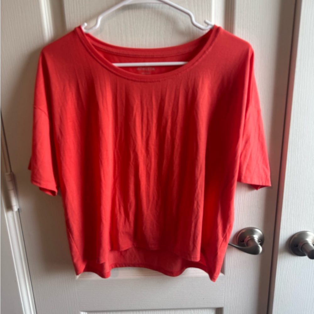 Athleta Red Cropped Short Sleeve Tee